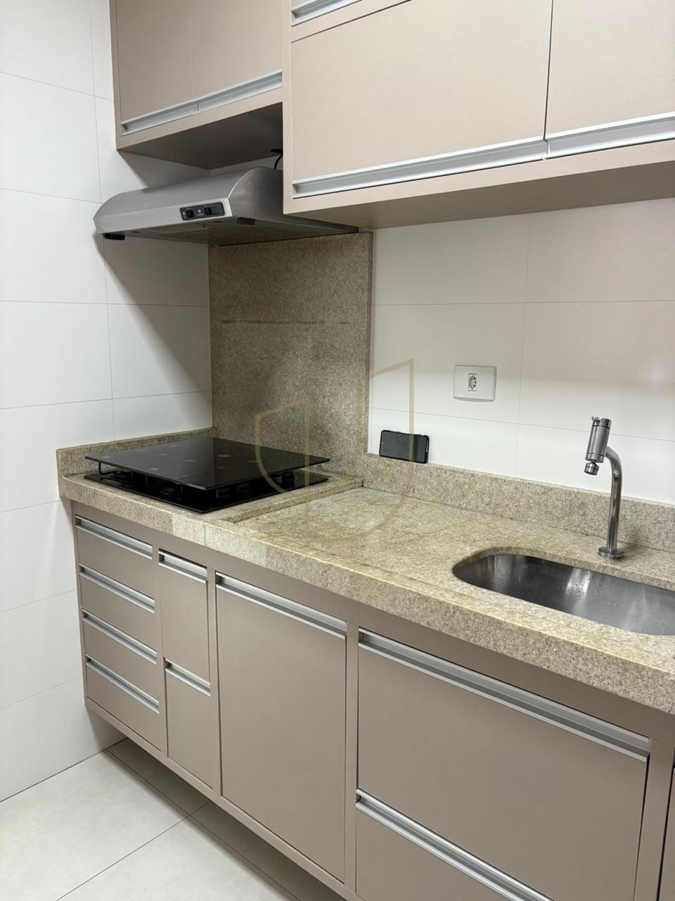 Apartamento com 3 Dormit&oacute;rios no Edif&iacute;cio Adri&aacute;tico Rua Icatu São José dos Campos - 