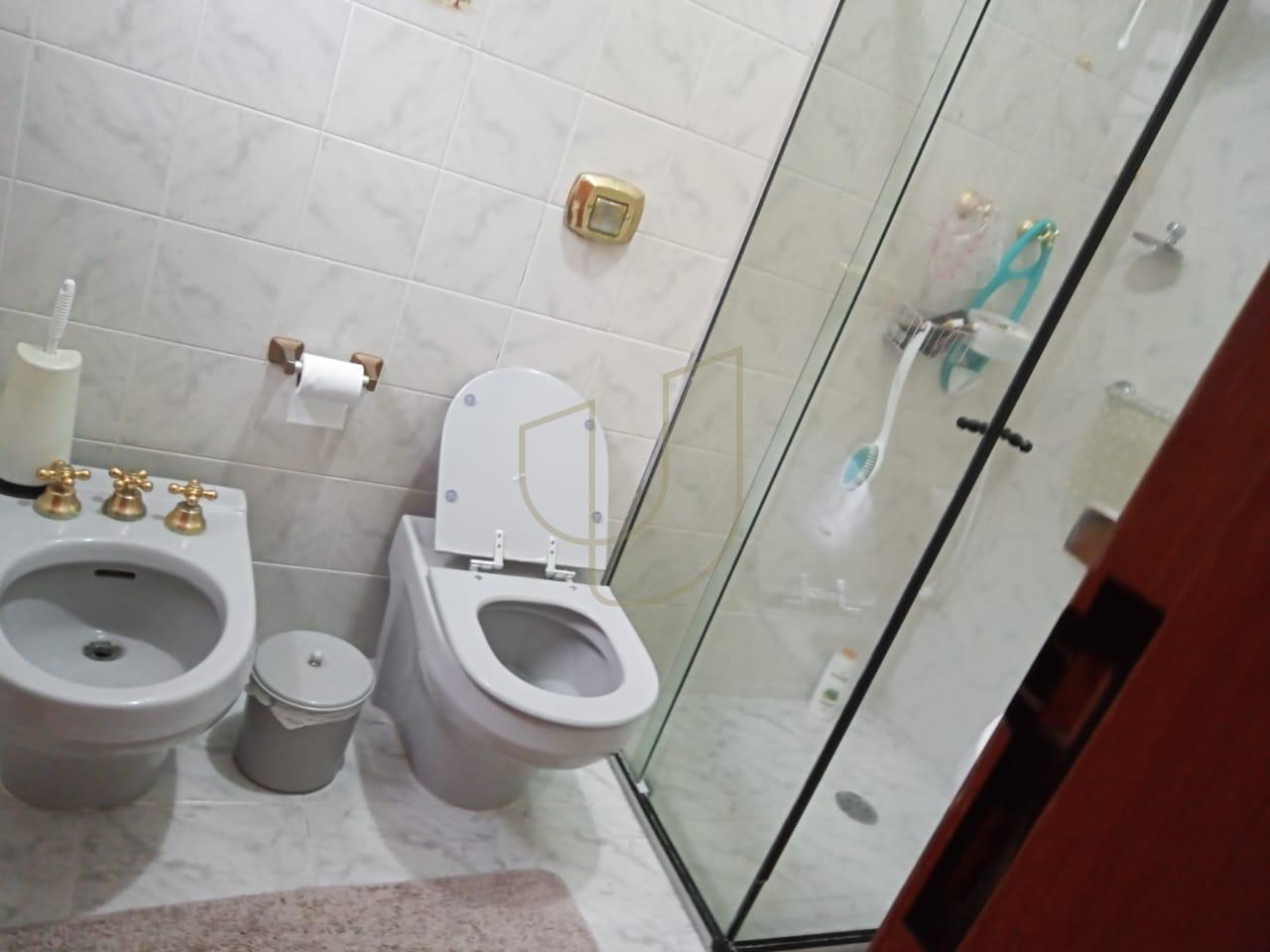 Casa com 4 Su&iacute;tes no Jardim Apolo Rua Itanhaém São José dos Campos - 