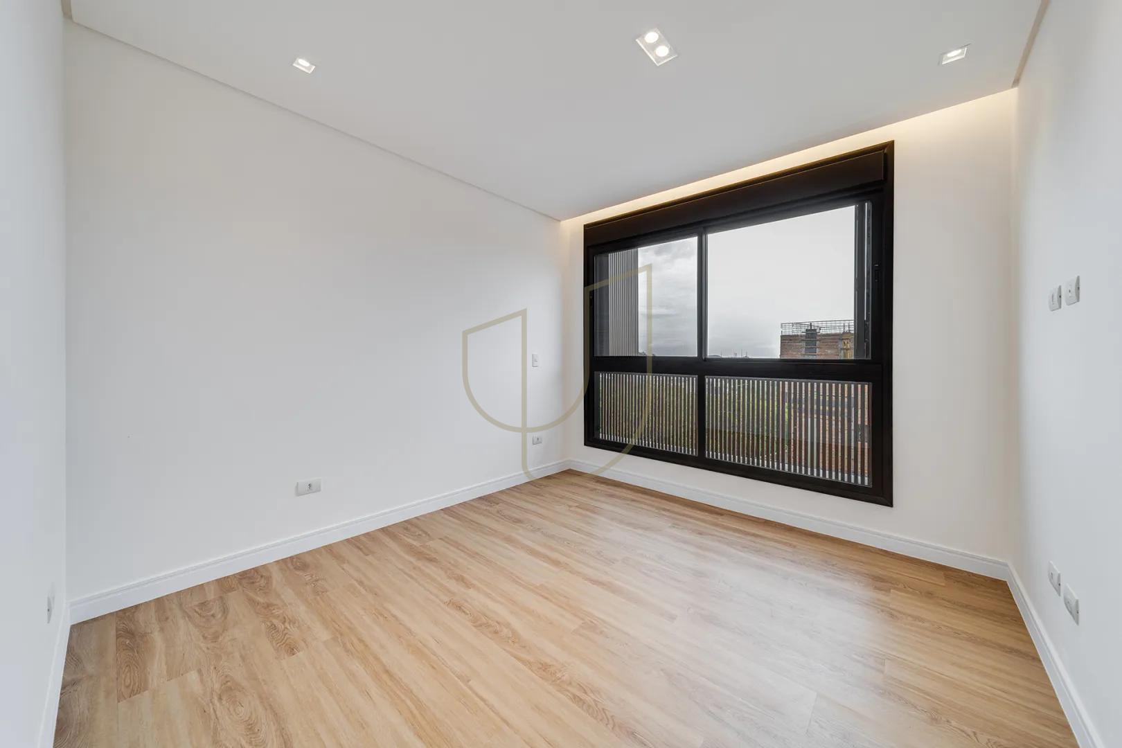 Casa com 4 Su&iacute;tes no Alphaville II  São José dos Campos - 