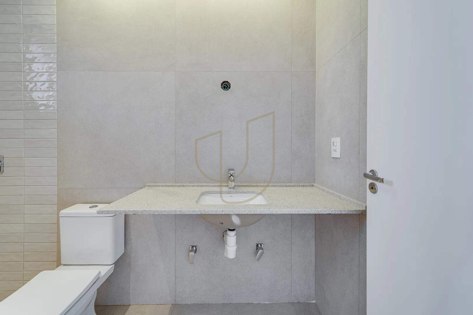 Casa com 4 Su&iacute;tes no Alphaville II  São José dos Campos - 