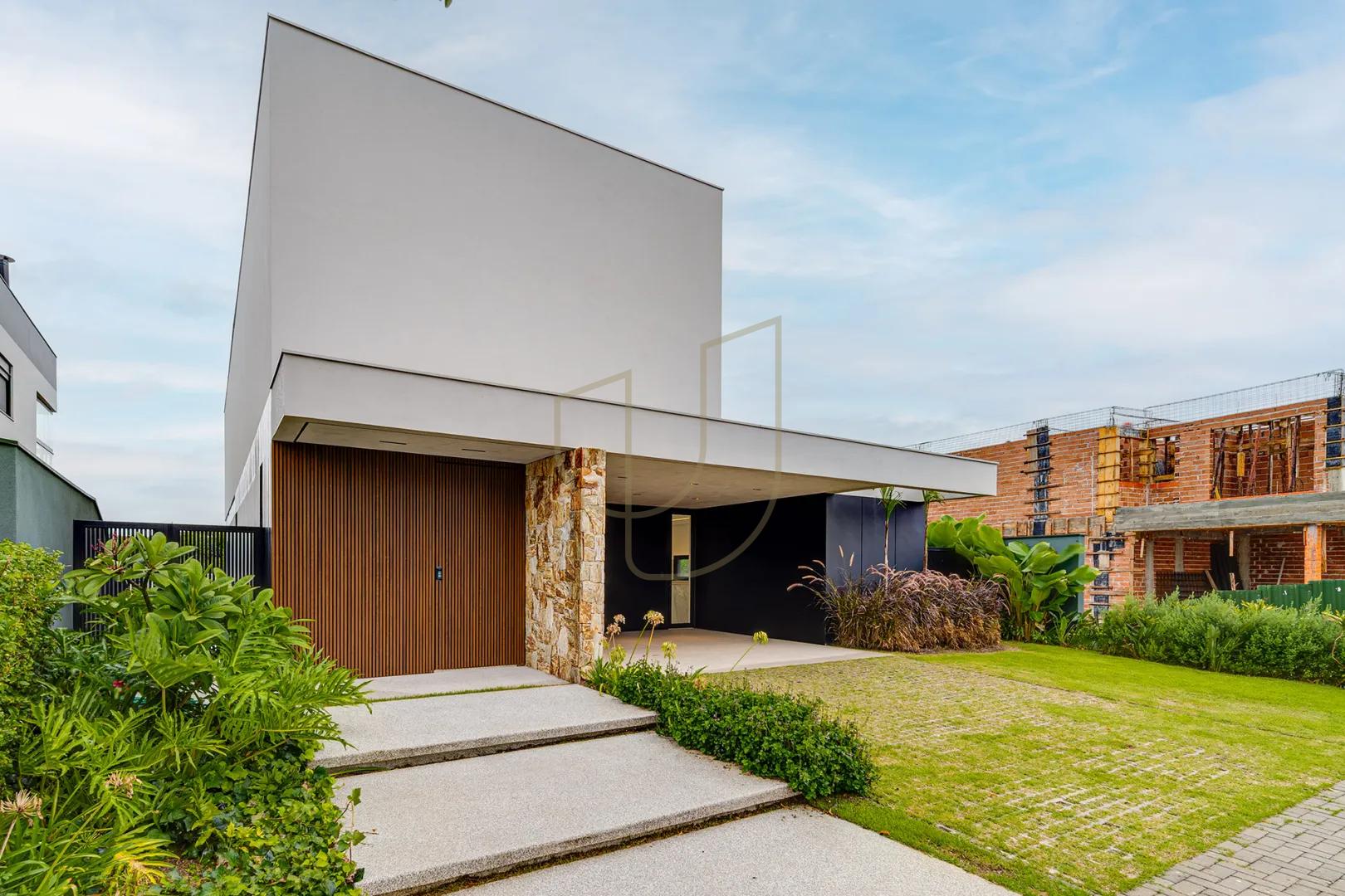 Casa com 4 Su&iacute;tes no Alphaville II  São José dos Campos - 