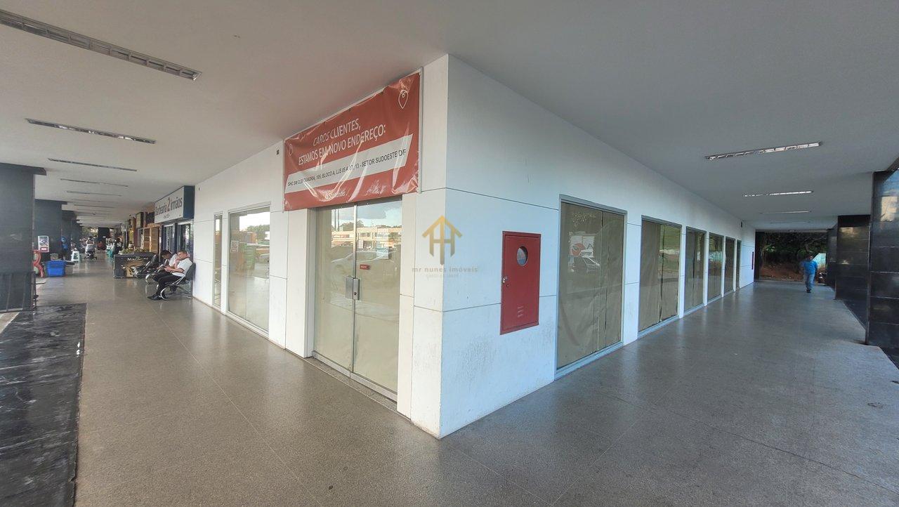 LOJA DE ESQUINA NA MELHOR LOCALIZAÇÃO DO SUDOESTE COM 661MTS2, elevador e ar condicionado SQSW 303 Bloco A Brasília - 