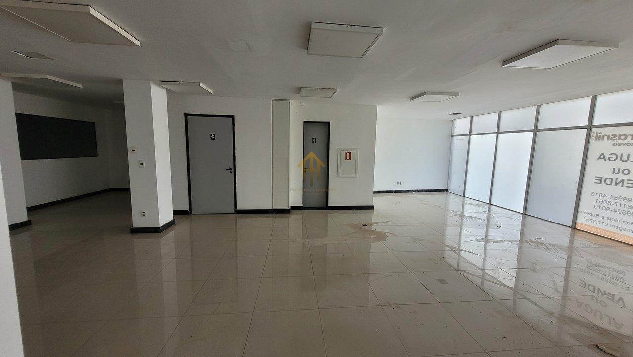 Fantástica loja com 3 andares em ótima localização com 677 mts2 SCS Quadra 4 Bloco A Lote 209/217 Brasília - 