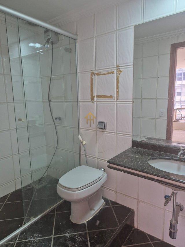 Sala Comercial Excepcional no Icônico Edifício Denasa: 110m² com 2 vagas de garagem Quadra SCS Quadra 1 Brasília - 