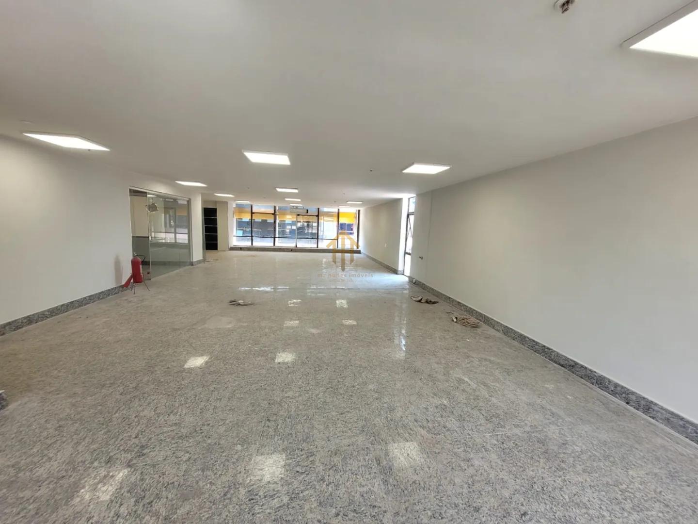 Excelente oportunidade com vista para esplanada dos minist&eacute;rios e 3 vagas de garagem SCS Quadra 1 Brasília - 
