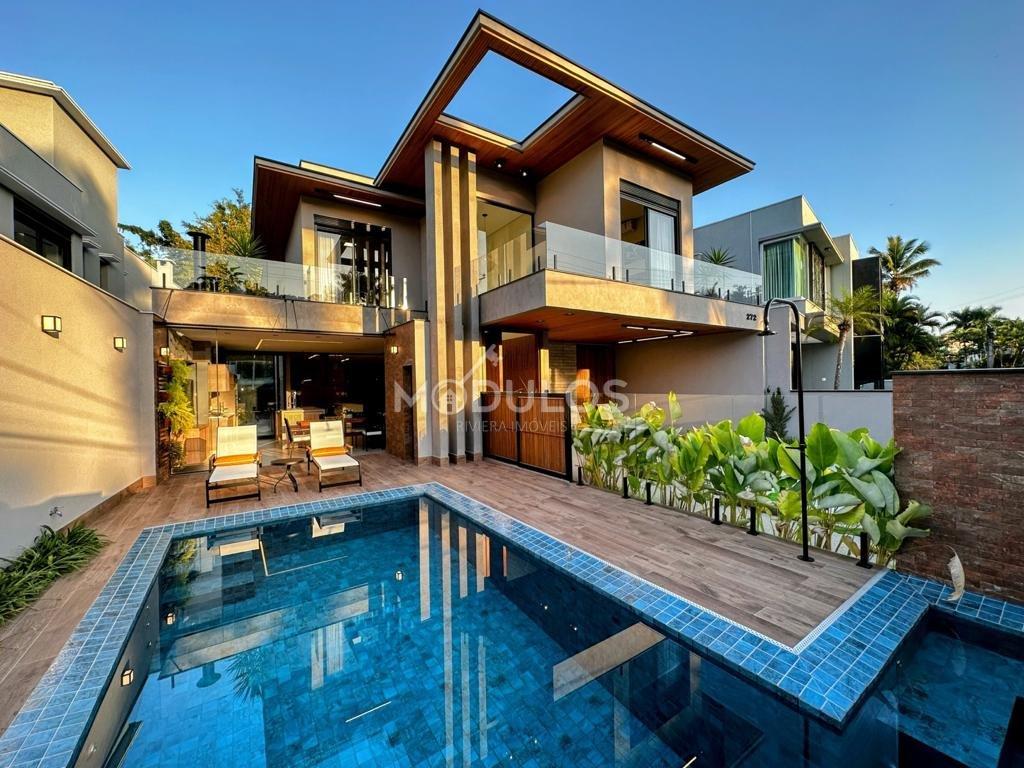 Propriedade minimalista de alto padrão com 5 suítes, 321 m² à venda por R$ 9.300.000  Bertioga - 