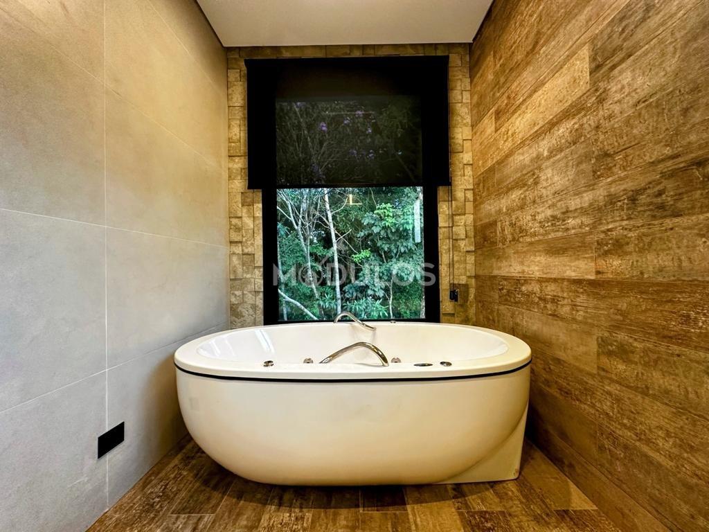 Propriedade minimalista de alto padrão com 5 suítes, 321 m² à venda por R$ 9.300.000  Bertioga - 