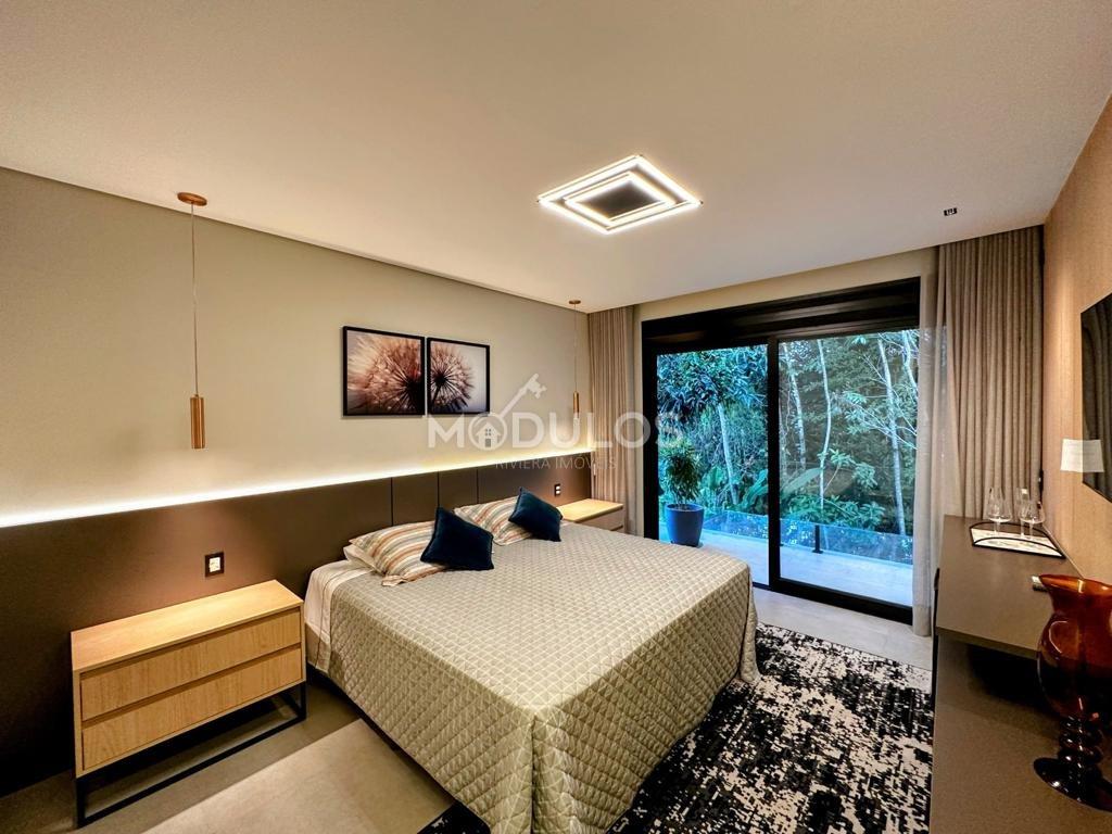 Propriedade minimalista de alto padrão com 5 suítes, 321 m² à venda por R$ 9.300.000  Bertioga - 