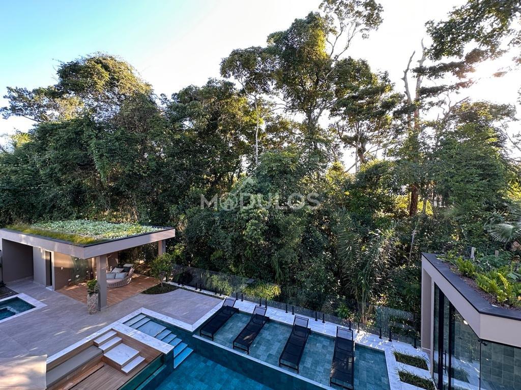 Propriedade de grife cinematográfica disponível para venda em Riviera de São Lourenço  Alameda Panay Bertioga - 