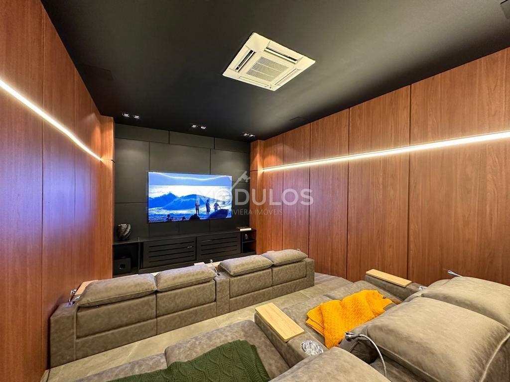 Propriedade de grife cinematográfica disponível para venda em Riviera de São Lourenço  Alameda Panay Bertioga - 