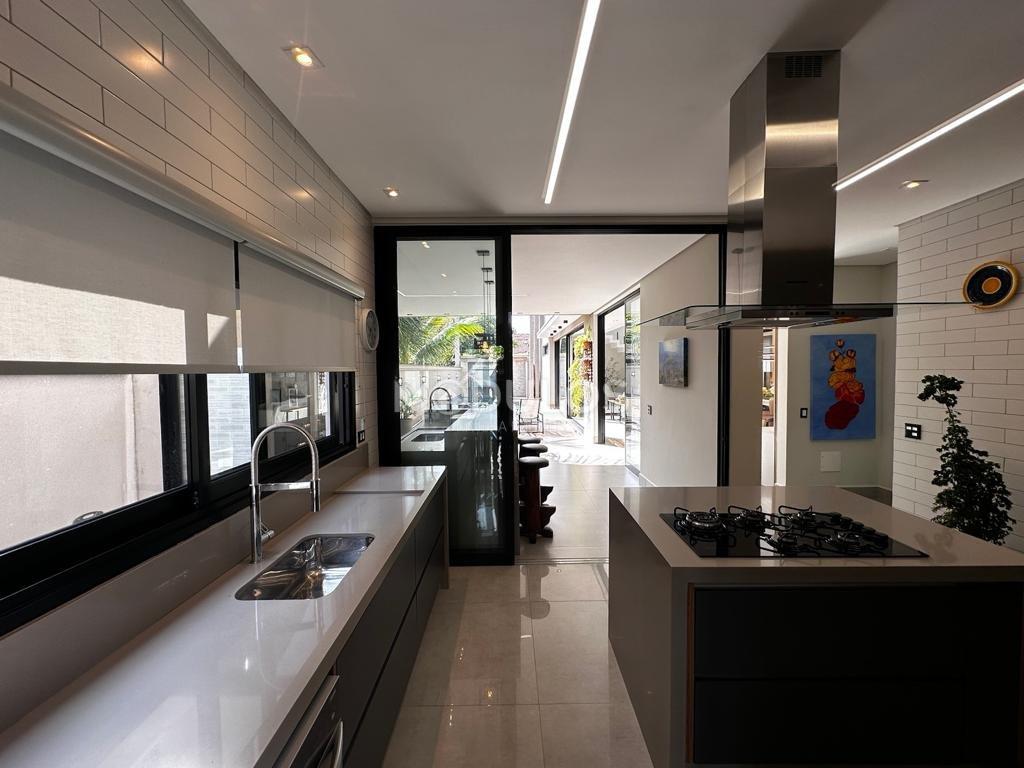 Casa com 5 suítes em localização privilegiada à venda, 350 m² por R$ 8.500.000 Alameda Potiguar Bertioga - 