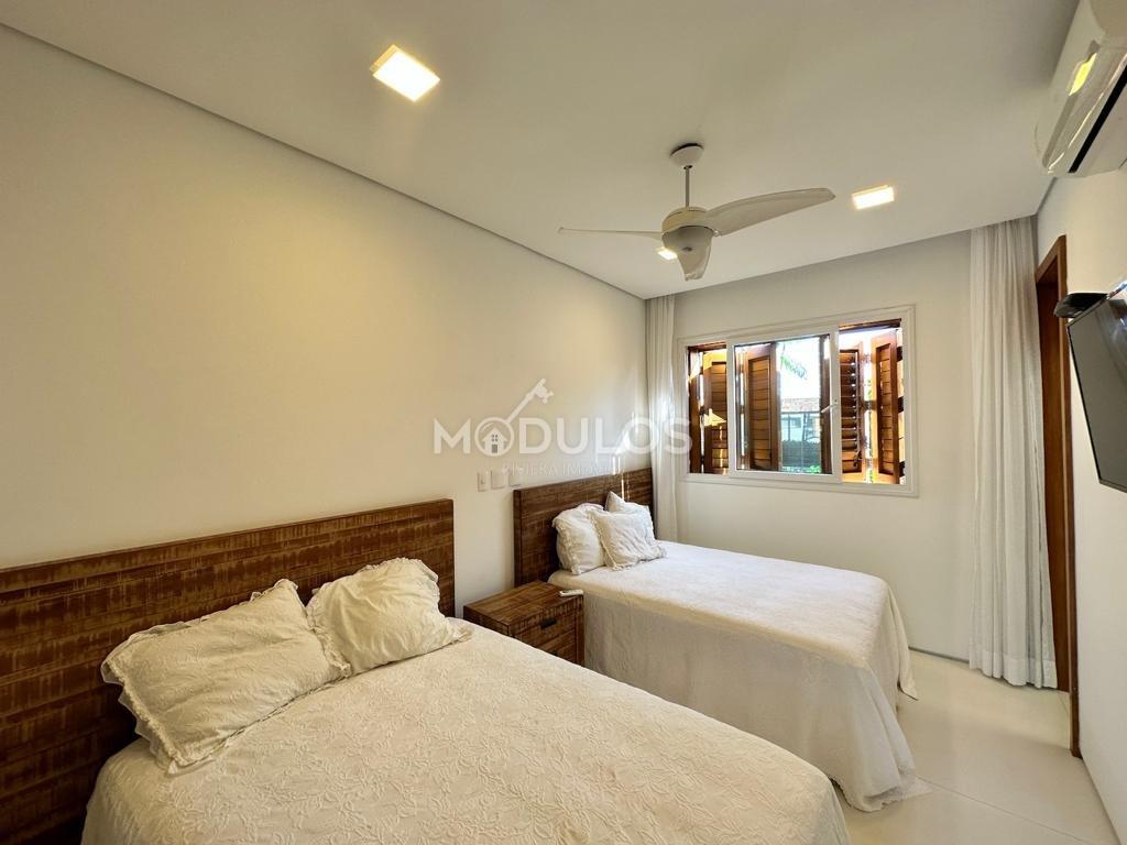 Mansão beira mar cinematográfica  à venda, 06 suítes, 1120 m² por R$ 38.000.000 Alameda Jatais Bertioga - 