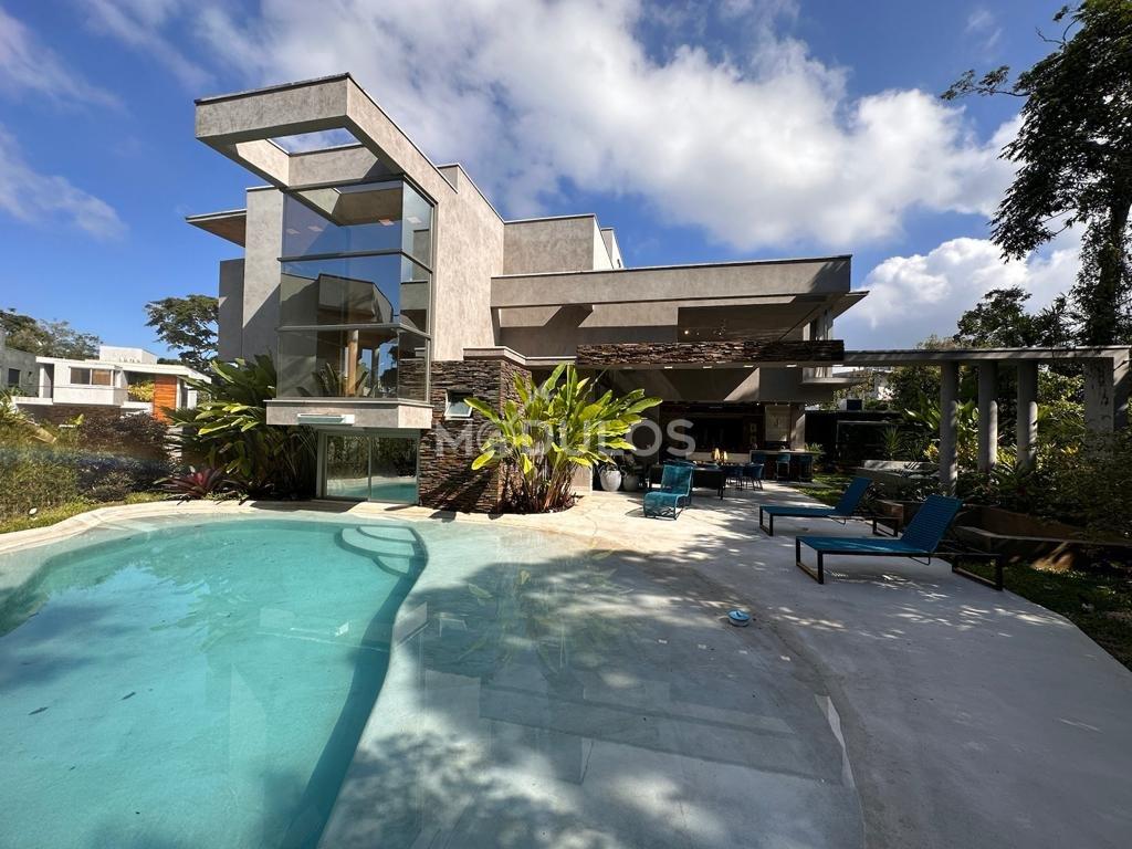 Propriedade de alto padrão com projeto contemporâneo disponível para venda Alameda Mamoan Bertioga - 