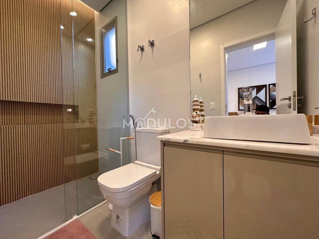 Propriedade de alto padrão com projeto contemporâneo disponível para venda Alameda Mamoan Bertioga - 