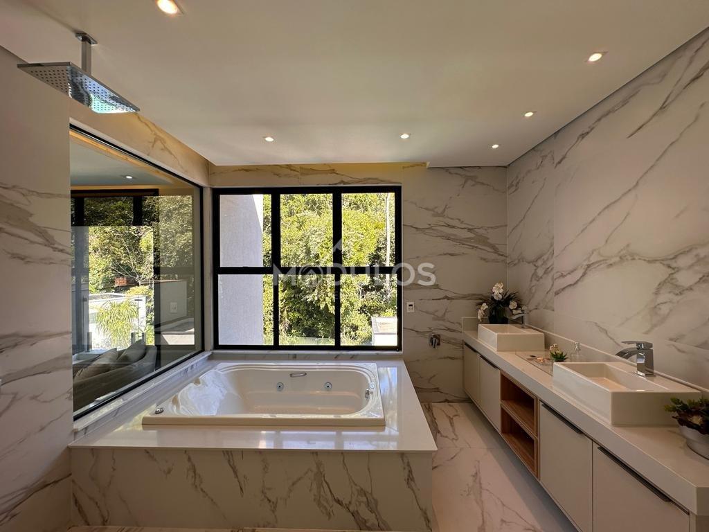 Propriedade minimalista de alto padrão com 6 suítes disponível para venda - Bertioga - 