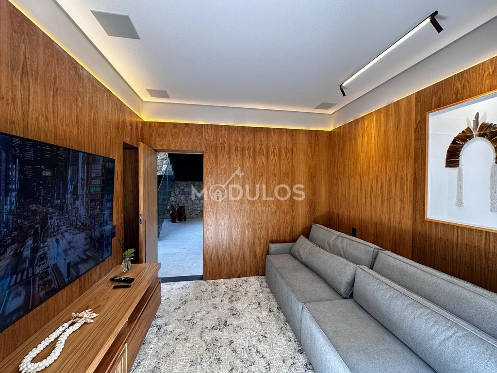 Propriedade  de alto padrão com 04 Suítes,  395 m² disponível pra venda por R$ 14.900.000 Alameda Santa Cruz Bertioga - 