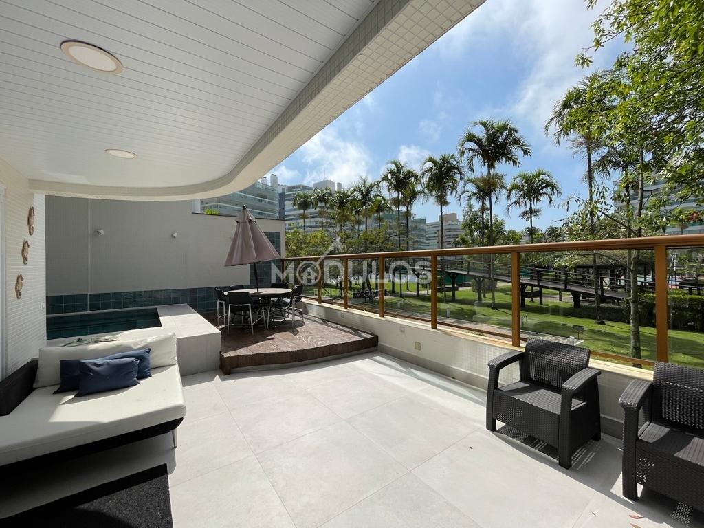 Garden cinematográfico em localização privilegiada, 357 m² 05 suítes disponível pra venda Passeio dos Jequitibas Bertioga - 