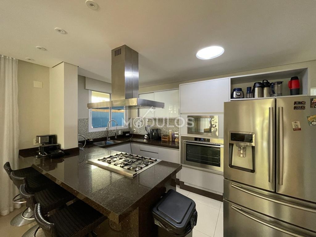 Garden cinematográfico em localização privilegiada, 357 m² 05 suítes disponível pra venda Passeio dos Jequitibas Bertioga - 