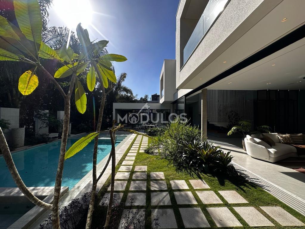 Mansão atemporal com 8 suítes à venda, 800 m² por R$ 27.800.000,00 Alameda Curaçau Bertioga - 