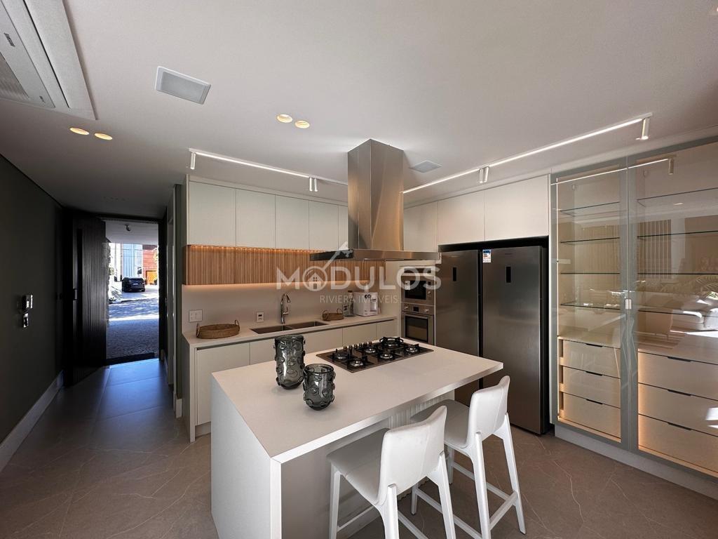 Mansão atemporal com 8 suítes à venda, 800 m² por R$ 27.800.000,00 Alameda Curaçau Bertioga - 