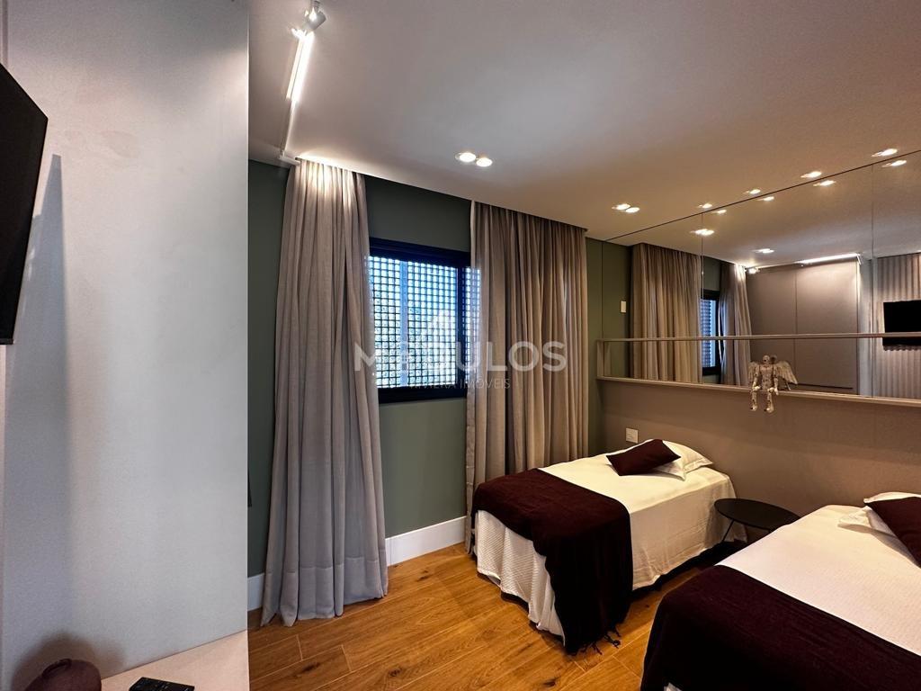 Mansão atemporal com 8 suítes à venda, 800 m² por R$ 27.800.000,00 Alameda Curaçau Bertioga - 