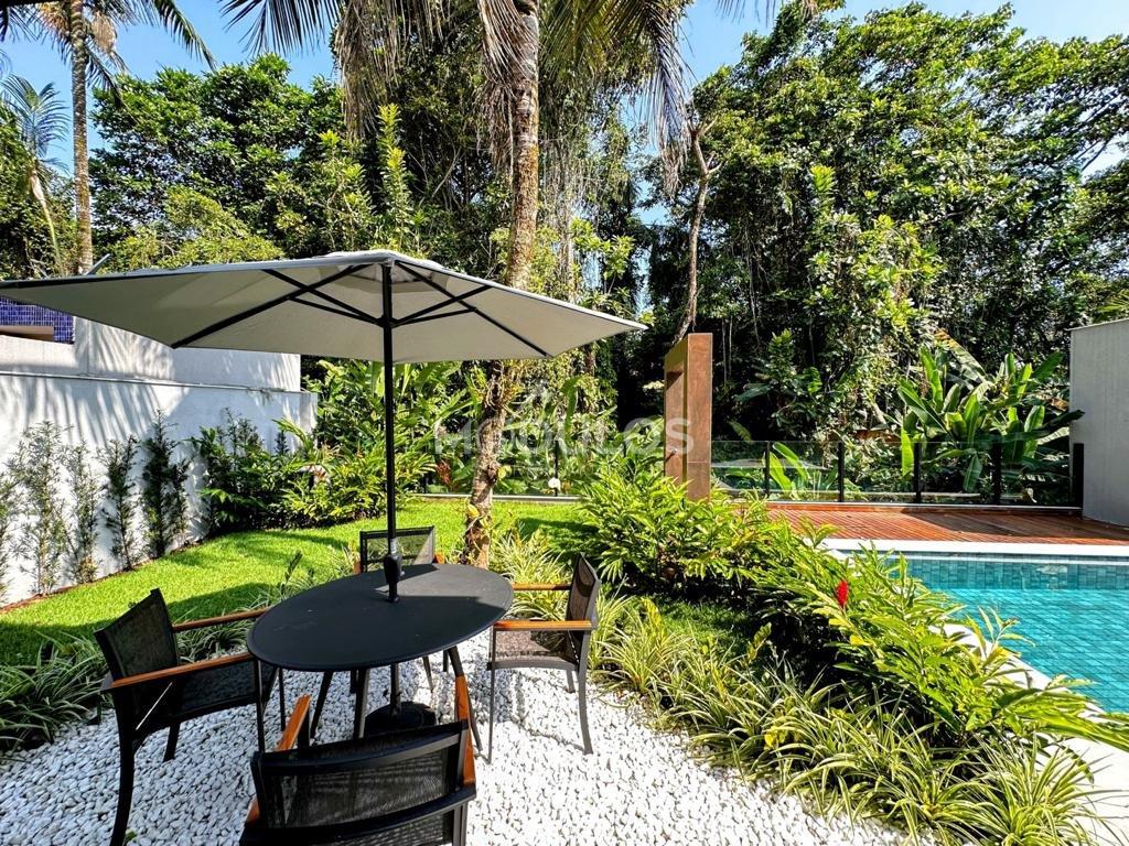 Propriedade de alto padrão em local nobre com 6 suítes à venda 460,00 m² por R$ 12.800.000 Passeio de Piratininga Bertioga - 