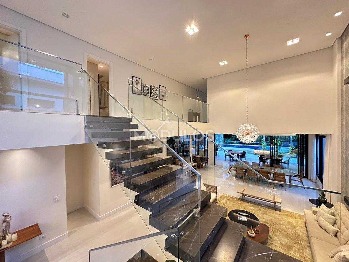 Propriedade de alto luxo em local nobre com 7 suítes à venda 770,00 m² por R$ 18.000.000 Alameda Curaçau Bertioga - 