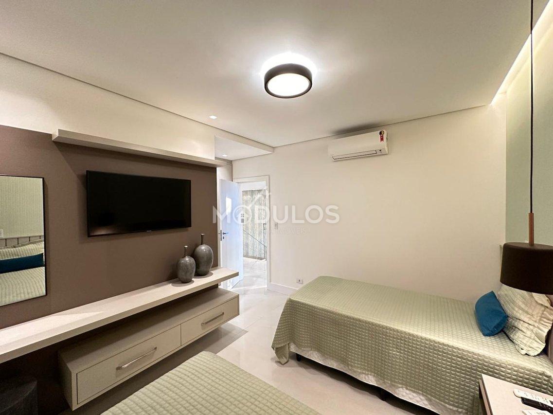 Propriedade de alto luxo em local nobre com 7 suítes à venda 770,00 m² por R$ 18.000.000 Alameda Curaçau Bertioga - 