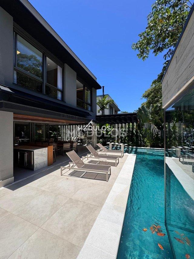 Propriedade de alto padrão com 6 suítes à venda, 348 m² por R$ 8.900.000,00 Alameda Baguio Bertioga - 