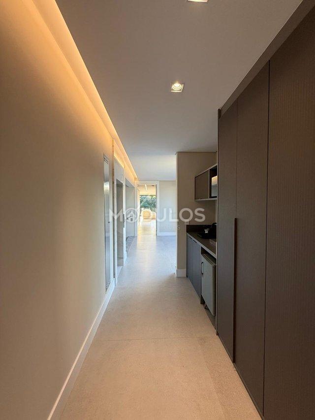 Mansão com fundo pro campo de golf com 10 suítes à venda, 1200 m² por R$ 38.000.000,00 Alameda Fernandina Bertioga - 