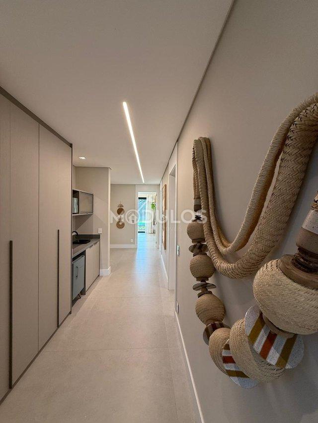 Mansão com fundo pro campo de golf com 10 suítes à venda, 1200 m² por R$ 38.000.000,00 Alameda Fernandina Bertioga - 