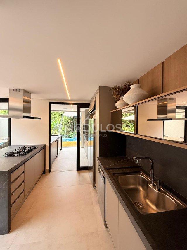 Propriedade minimalista com 5 suítes à venda, 409 m² por R$ 8.500.000,00 Alameda Baguio Bertioga - 