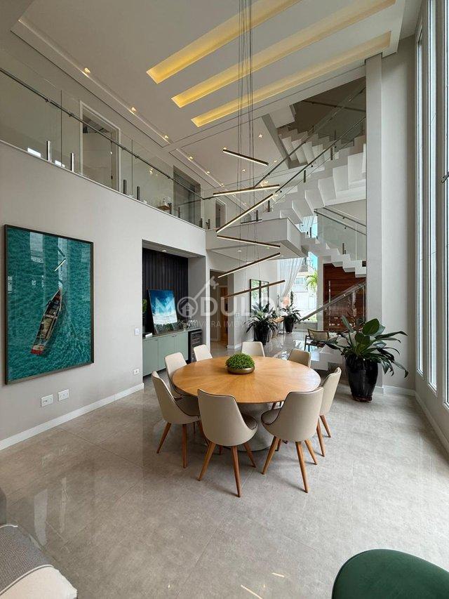 Mansão com três pavimentos, elevador, 7 suítes à venda, 555 m² por R$ 13.500.000,00 Alameda Maio Bertioga - 