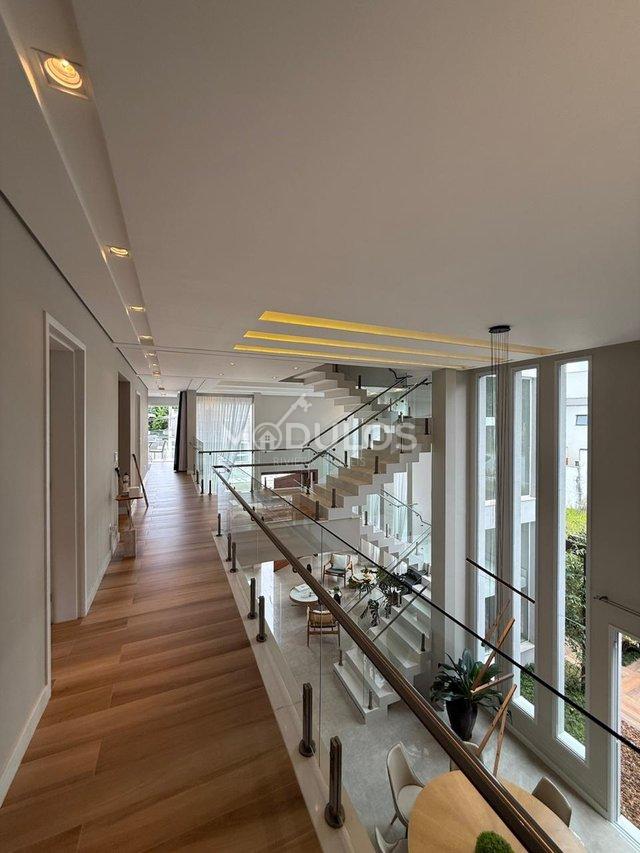 Mansão com três pavimentos, elevador, 7 suítes à venda, 555 m² por R$ 13.500.000,00 Alameda Maio Bertioga - 