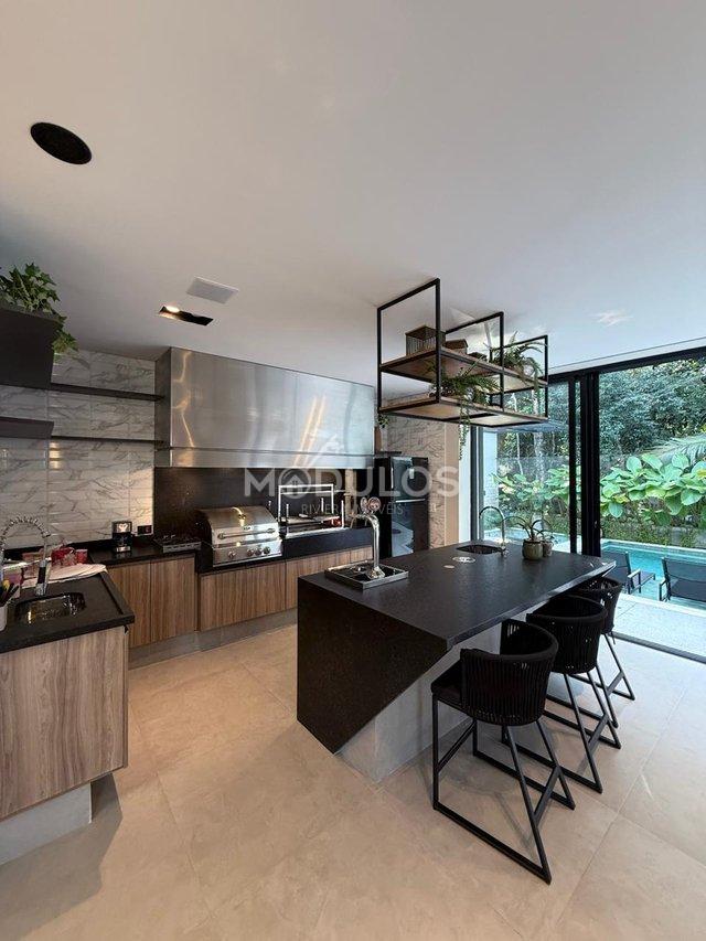 Propriedade de alto padrão com 5 suites à venda, 405 m² por R$ 7.500.000,00 Alameda Canavieiras Bertioga - 