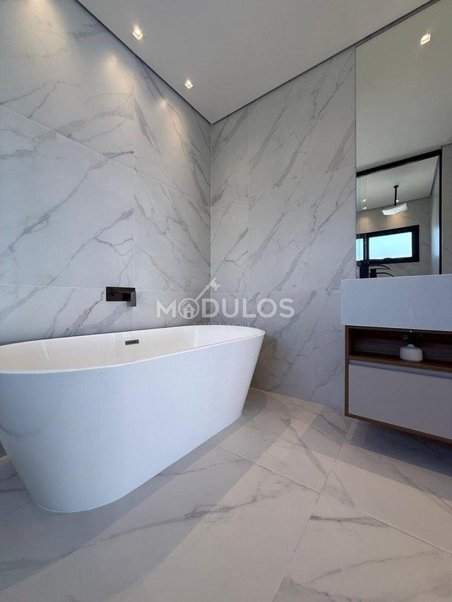Casa com 6 suítes à poucos passos do mar disponível para venda, 450 m² por R$ 15.700.000 Alameda Tortuga Bertioga - 