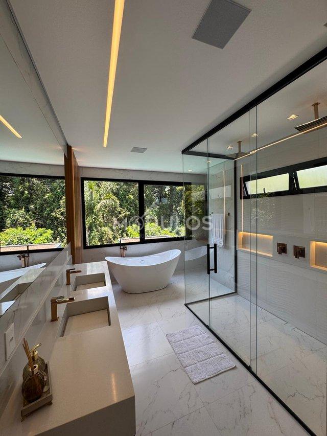 Propriedade de alto padrão com 6 suites à venda em local nobre, 650 m² por R$ 16.800.000 Alameda Panay Bertioga - 