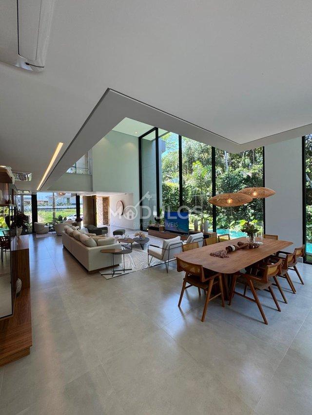 Propriedade de alto padrão com 6 suites à venda em local nobre, 650 m² por R$ 16.800.000 Alameda Panay Bertioga - 