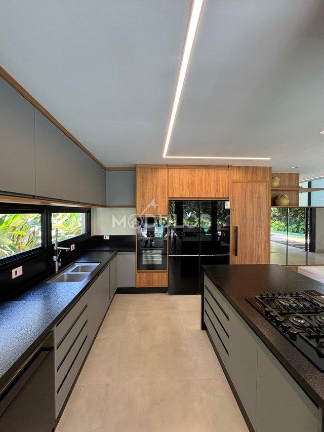 Propriedade de alto padrão com 6 suites à venda em local nobre, 650 m² por R$ 16.800.000 Alameda Panay Bertioga - 