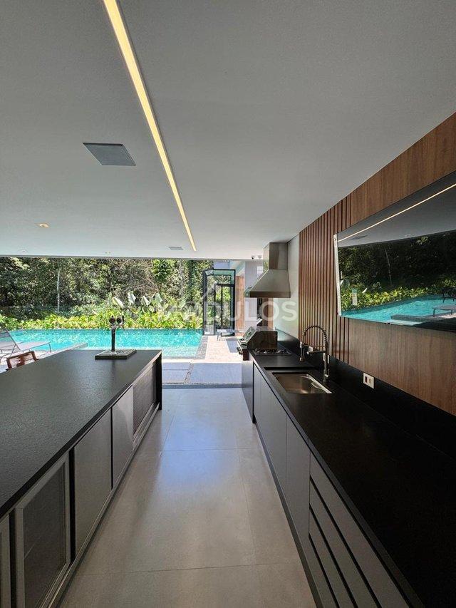 Propriedade de alto padrão com 6 suites à venda em local nobre, 650 m² por R$ 16.800.000 Alameda Panay Bertioga - 
