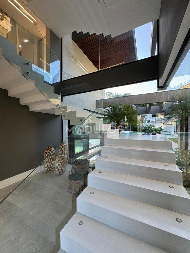 Mansão resort com 7 suítes disponível para venda, 1.044 m² por R$ 29.900.000,00 Alameda Sulu Bertioga - 