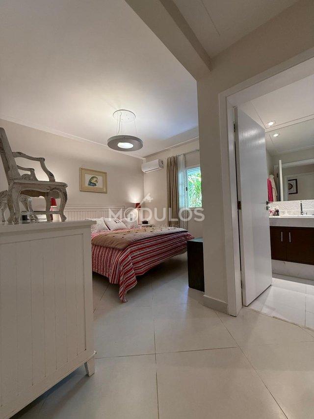 Casa de campo com 5 suítes, 1.687,00 m² de terreno à venda por R$ 13.500.000,00  Bertioga - 