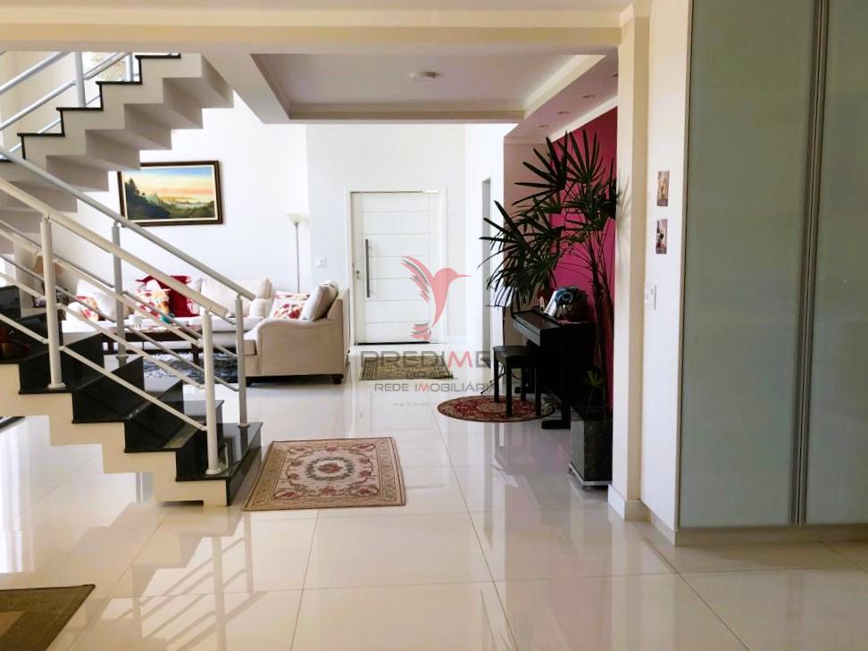 Sobrado, 4 quartos, 365 m² - Foto 1