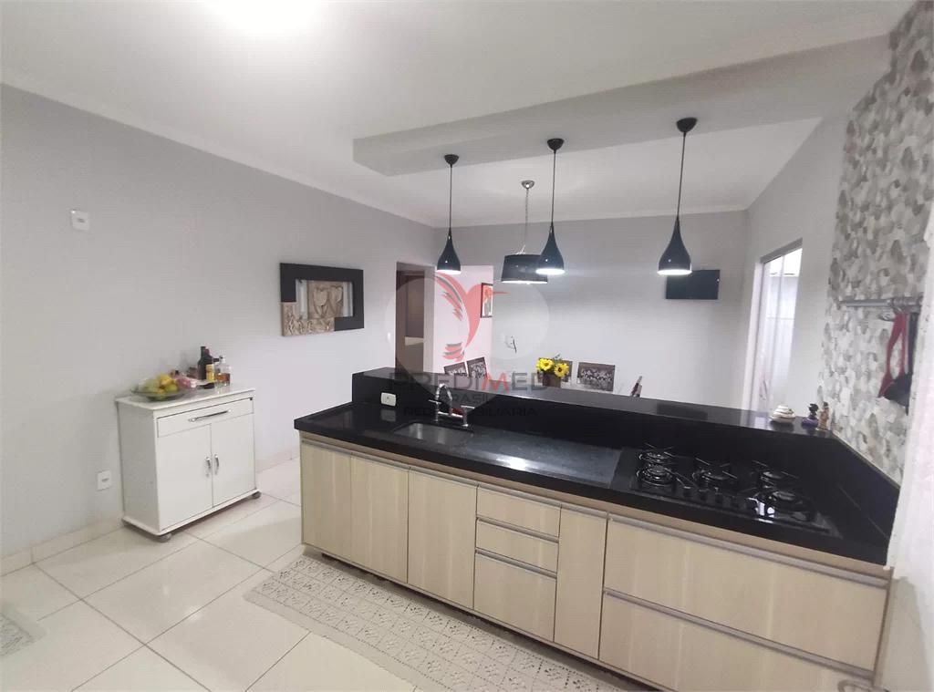 Casa, 2 quartos, 204 m² - Foto 9