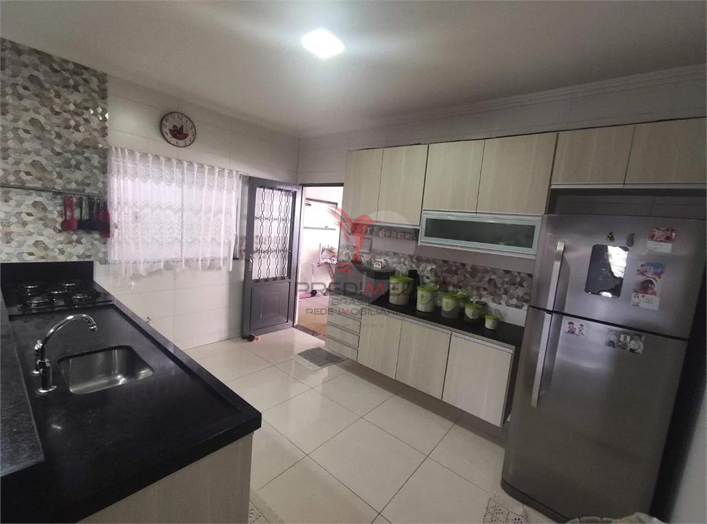 Casa, 2 quartos, 204 m² - Foto 8