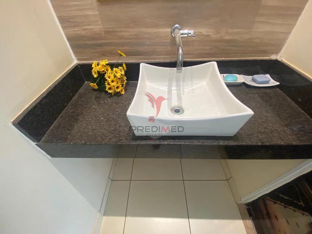 Casa, 2 quartos, 1329 m² - Foto 2