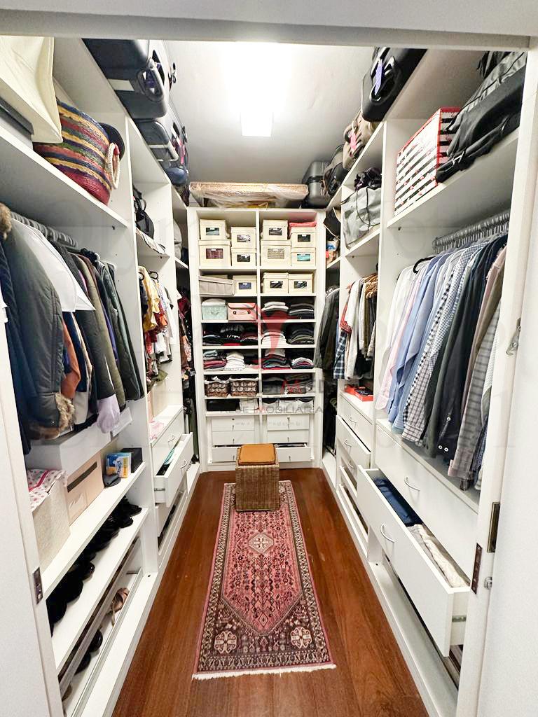 Casa, 4 quartos, 250 m² - Foto 15