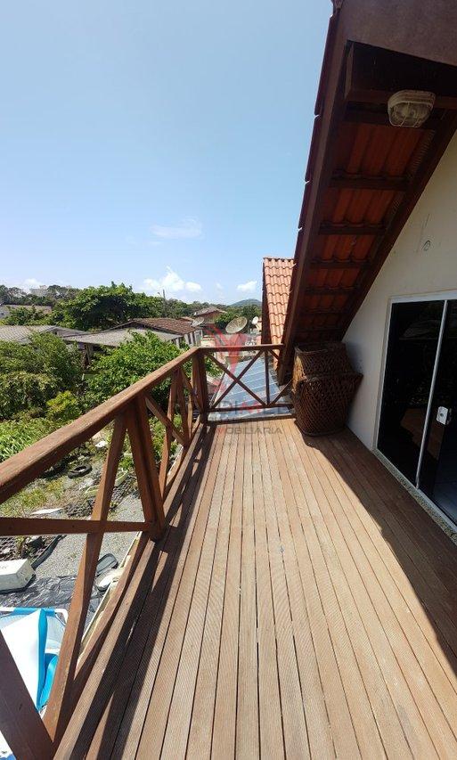 Casa 3 quartos com suítes na Penha Av. Curitiba Penha - 