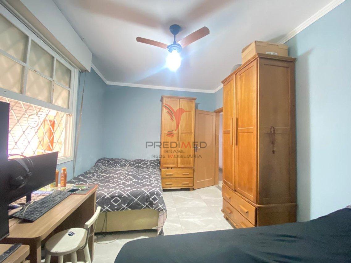 Apartamento em Santos, todo reformado com 2 Dormitórios, com suíte. Excelente Localização Avenida Washington Luis Santos - 