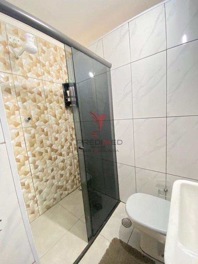 Apartamento em Santos, todo reformado com 2 Dormitórios, com suíte. Excelente Localização Avenida Washington Luis Santos - 